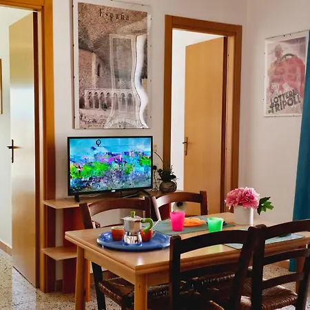 In Centro سانتا تيريزا غالّورا